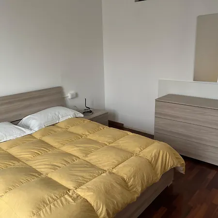 Dalla Chiesa Apartment Rozzano